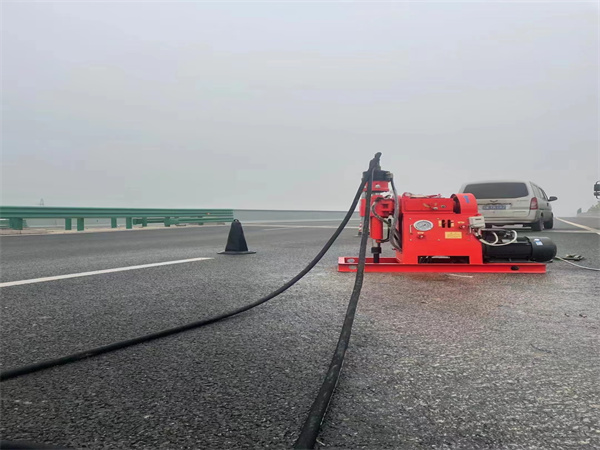 大武口马路路基路面开裂下沉注浆加固灌浆