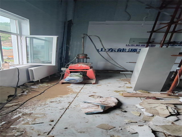 大武口地基基础下沉墙体裂缝加固注浆顶升施工